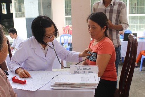 LSP Provides Free Healthcare through Mobile Clinic Program