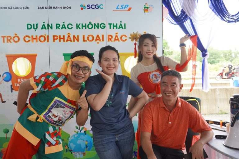 LSP Celebrated the Mid-Autumn Festival with Children in the Fence-line Communes