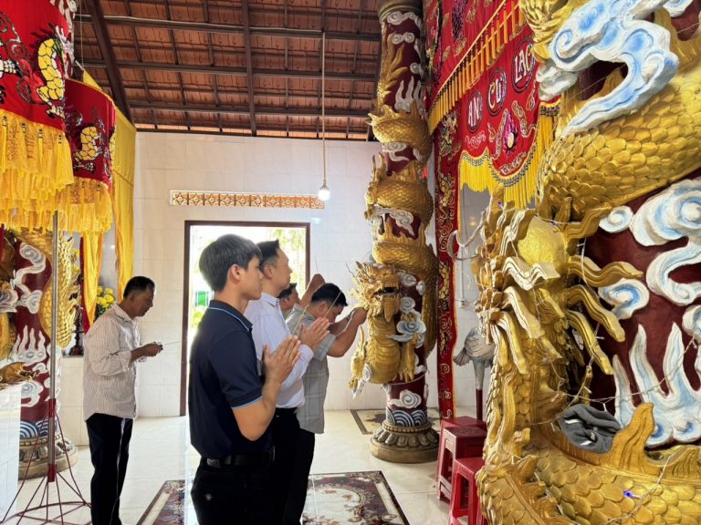 LSP Joined Annual Ceremony at Long Son, Paying Respect and Pray for a Peaceful Year