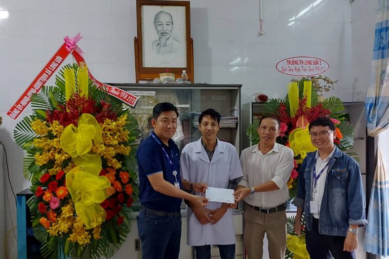 LSP joined 68th Vietnamese Doctors’ Day celebration event at Long Son clinic