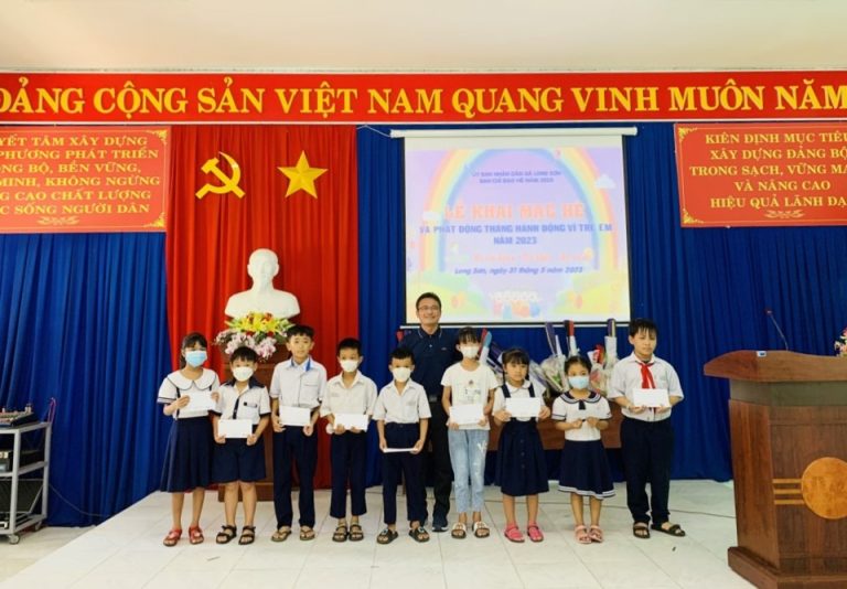 LSP presented gifts to vulnerable children in the opening ceremony of children’s awareness month of LSPC