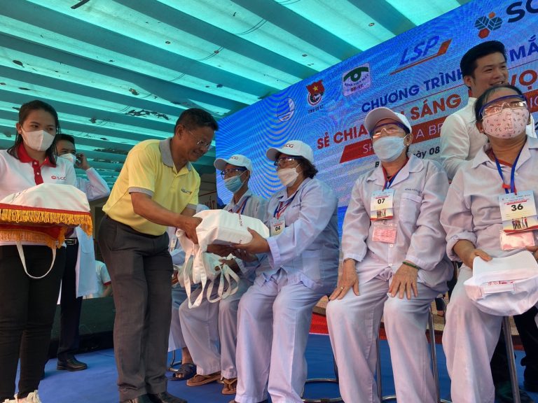 LSP joined SCG Sharing a Brighter Vision 2022, providing free eye cataract for vulnerable elders in BRVT province