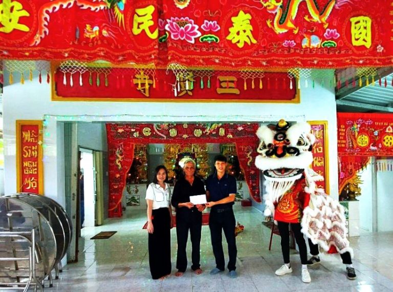 LSP Visited Ba Ong Temple to Pay Respect on the Occasions of the Annual Ceremony