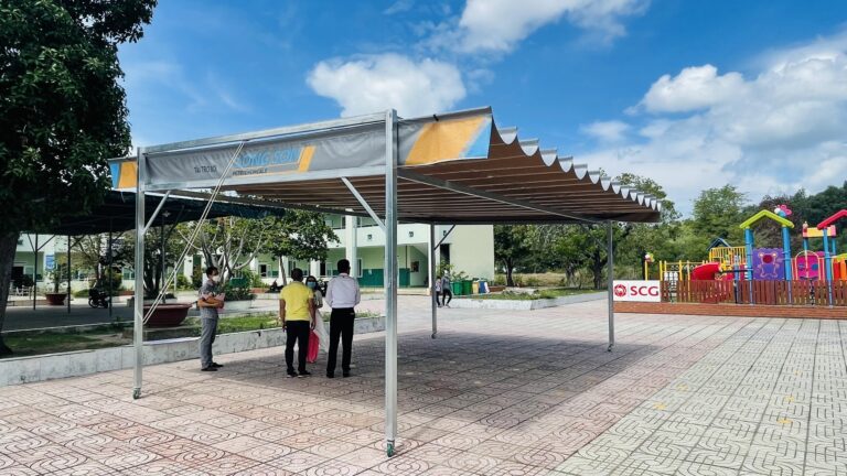 LSP donated mobile shading to Long Son 1 and Long Son 2 Primary School to enhance safe facilities for students
